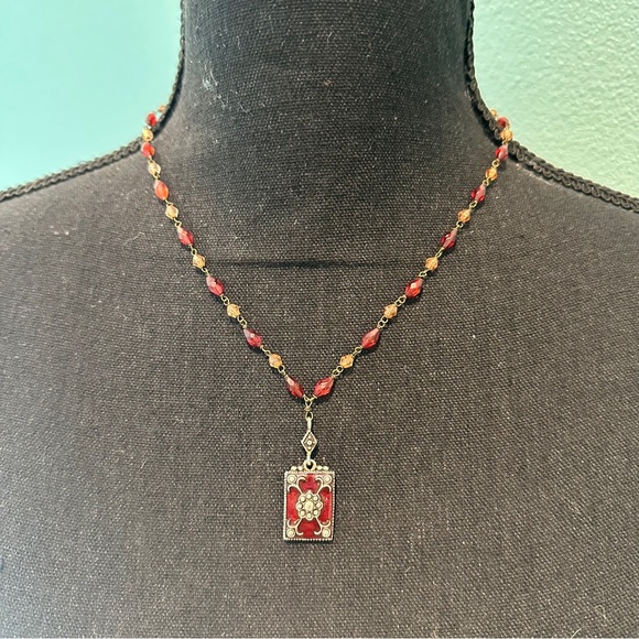 7 necklace bundle - Picture 5 of 9